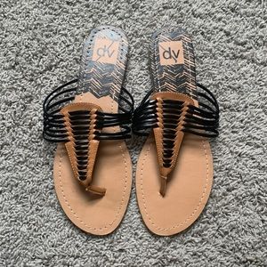 dv Thong Sandals